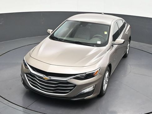 Used 2024 Chevrolet Malibu LS FWD image 27