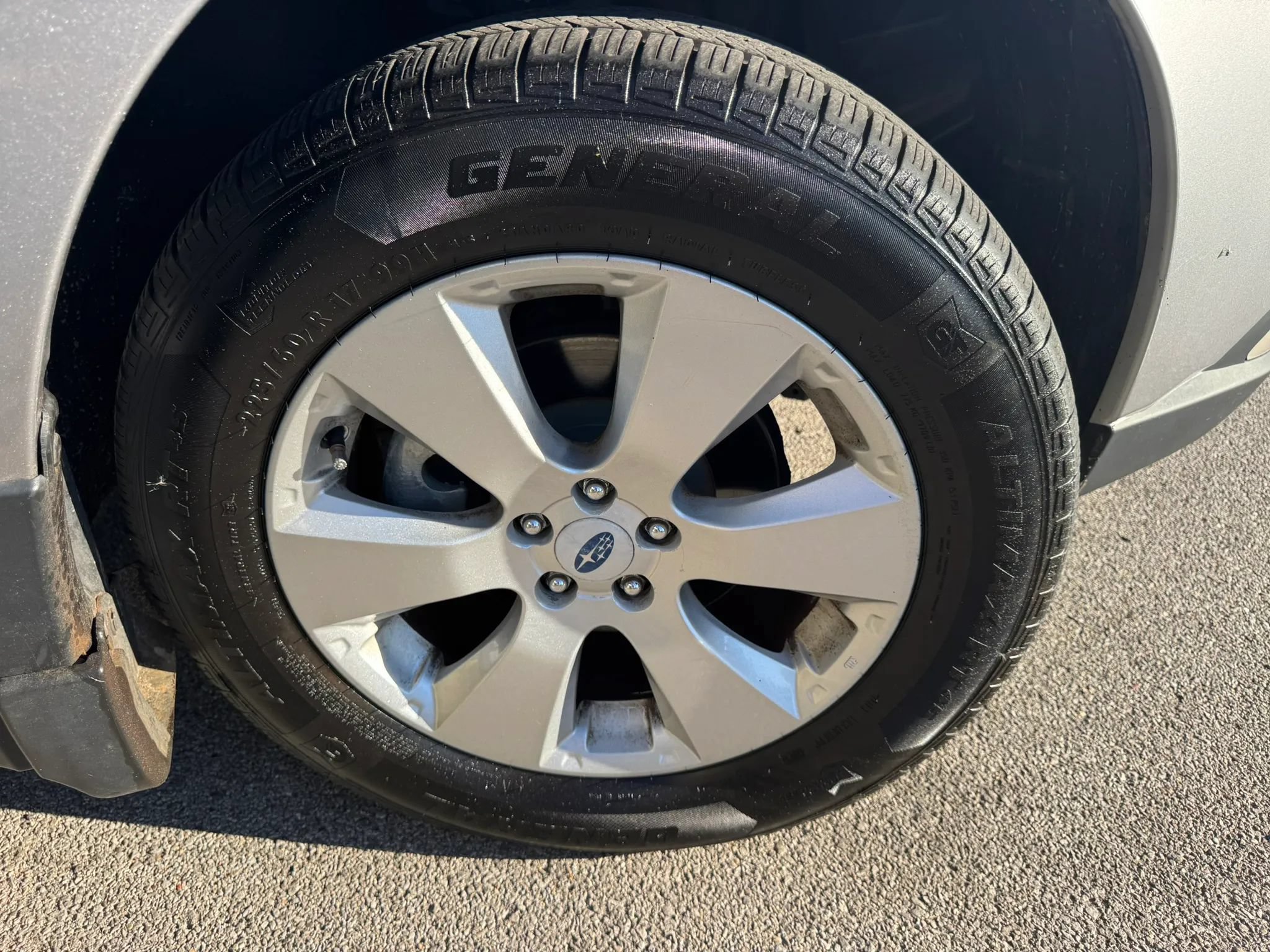 Used 2011 Subaru Outback 2.5i Limited AWD/4WD image 27