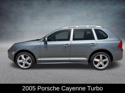 Used 2005 Porsche Cayenne Turbo AWD/4WD image 3