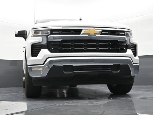 Used 2025 Chevrolet Silverado 1500 LT RWD image 27