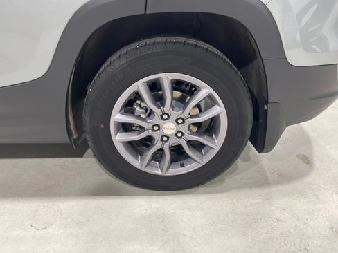 Used 2023 GMC Terrain SLT w/ Infotainment Package II AWD/4WD image 9