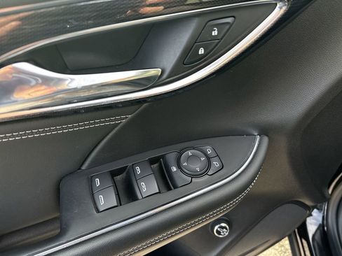 Certified 2023 Buick Envision Preferred image 25