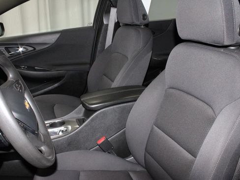 Used 2024 Chevrolet Malibu LT FWD image 28