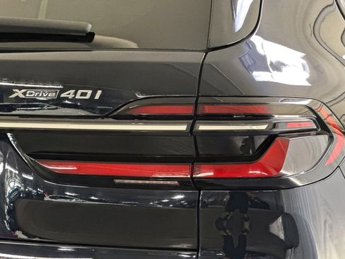 Certified 2024 BMW X7 xDrive40i w/ Executive Package image 13