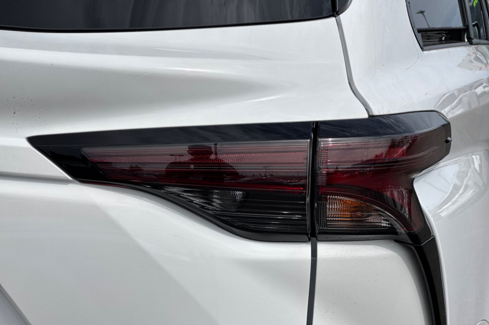 New 2026 Toyota Sienna XLE Woodland Edition AWD/4WD image 32