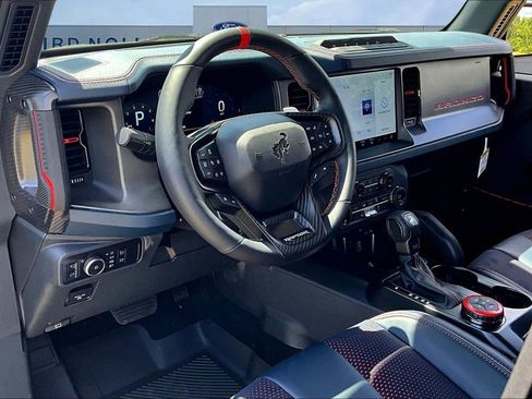New 2025 Ford Bronco Raptor image 7