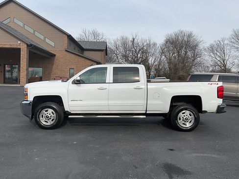 Used 2015 Chevrolet Silverado 2500 LT image 2