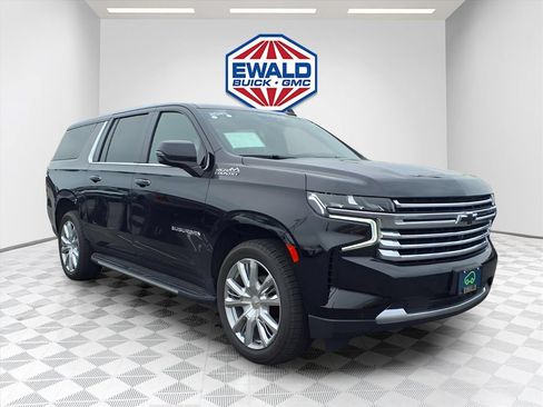 Certified 2021 Chevrolet Suburban High Country AWD/4WD image 2