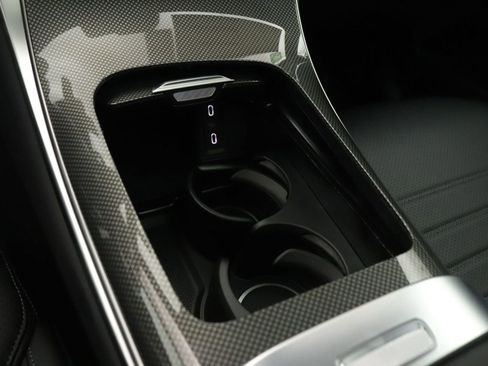 New 2026 Mercedes-Benz GLC 350e 4MATIC image 7