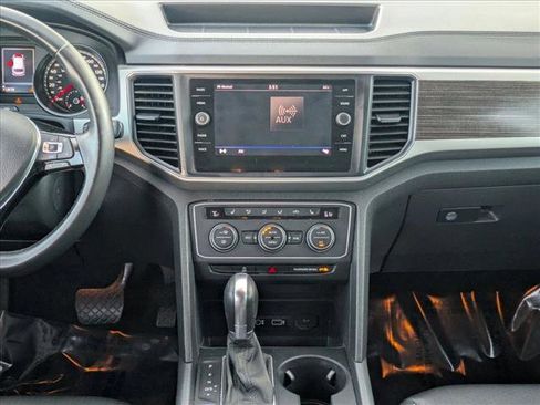 Used 2019 Volkswagen Atlas SE image 14