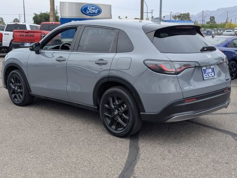 Used 2023 Honda HR-V Sport image 4