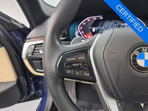 Used 2023 BMW 540i w/ Premium Package image 19