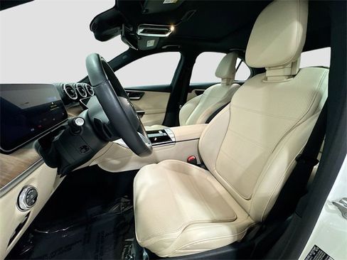 Certified 2023 Mercedes-Benz C 300 4MATIC Sedan image 21