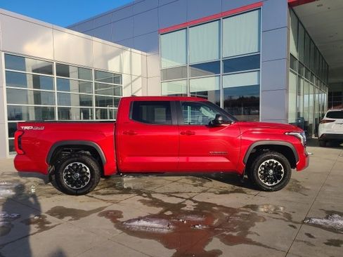 Used 2024 Toyota Tundra SR5 image 8