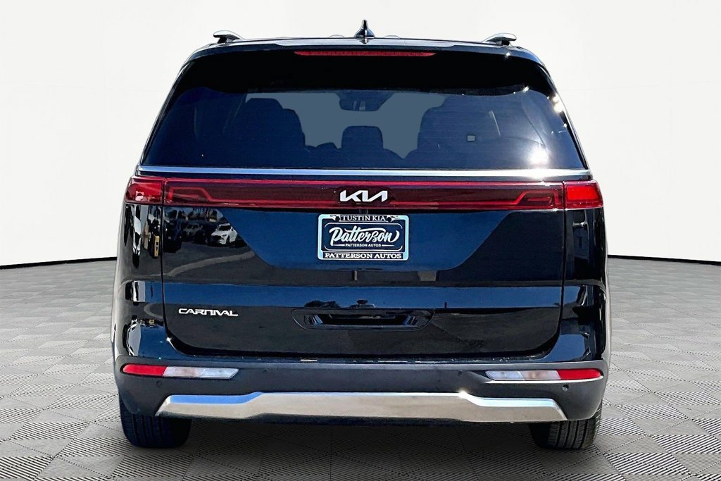 Used 2024 Kia Carnival SX Prestige FWD image 5