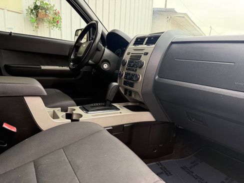 Used 2012 Ford Escape XLT FWD image 14