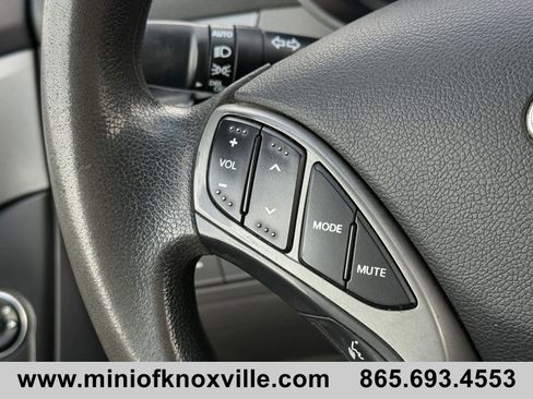 Used 2014 Hyundai Elantra SE w/ Option Group 02 image 17