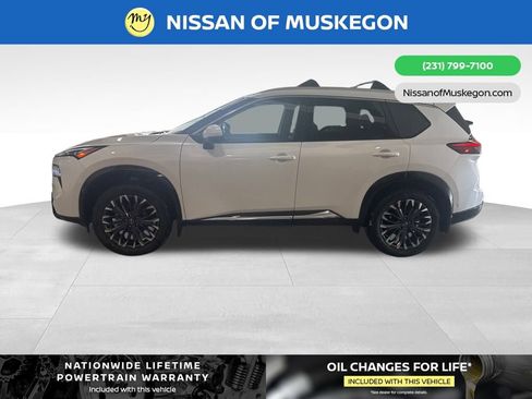 New 2026 Nissan Rogue Platinum w/ Platinum Premium Package image 4