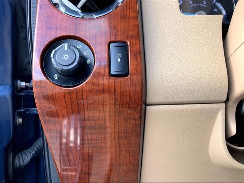 Used 2016 Ford F250 King Ranch w/ FX4 Off-Road Package image 32