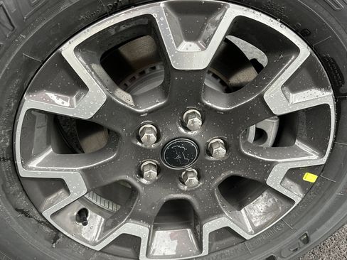 New 2026 Jeep Gladiator Sahara image 34