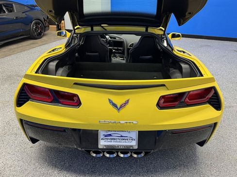 Used 2016 Chevrolet Corvette Stingray Coupe RWD image 25