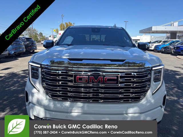 Used 2022 GMC Sierra 1500 Denali w/ Denali Reserve Package AWD/4WD image 9