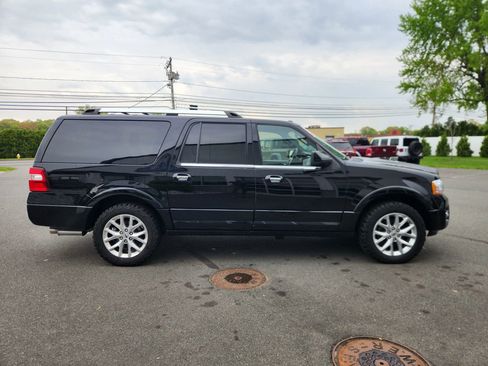 Used 2017 Ford Expedition EL Limited w/ Equipment Group 301A AWD/4WD image 18