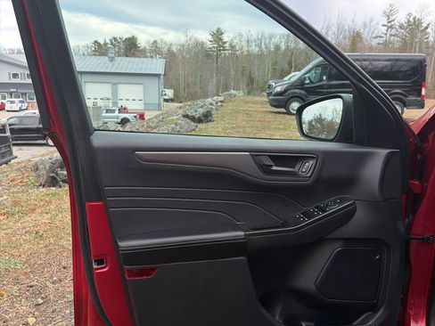 Certified 2025 Ford Escape Active w/ Cold Weather Package image 14