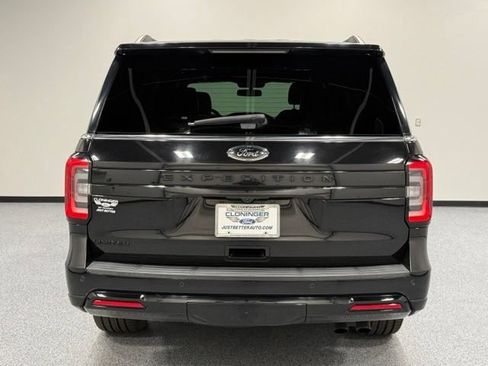 Used 2022 Ford Expedition Limited AWD/4WD image 7