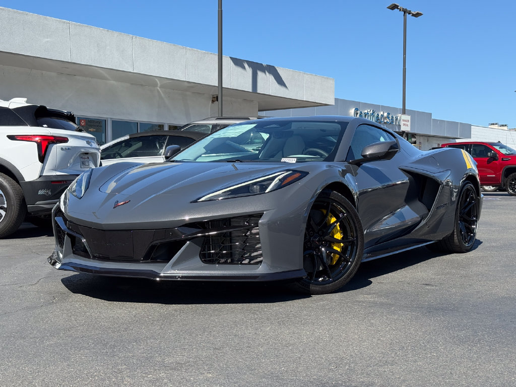 New 2027 Chevrolet Corvette Grand Sport X w/ Stealth Interior Trim Package AWD/4WD image 2