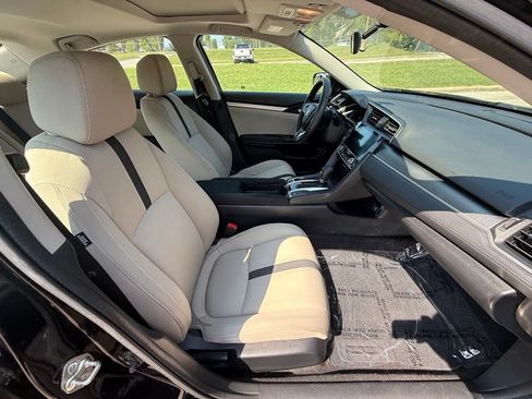 Used 2017 Honda Civic EX image 41