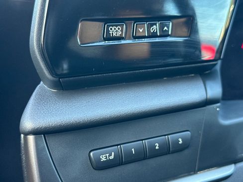 Used 2023 Lexus RZ 450e Premium w/ Technology Package image 31