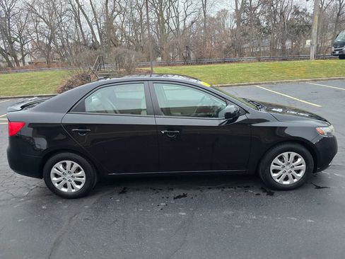 Used 2013 Kia Forte LX image 6