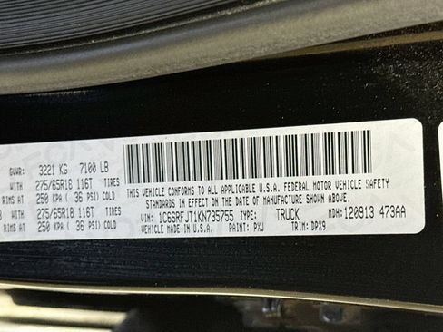 Used 2019 RAM 1500 Laramie AWD/4WD image 39