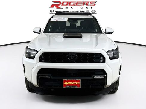 Certified 2025 Toyota 4Runner TRD Sport Premium AWD/4WD image 7