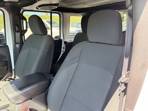 Used 2021 Jeep Wrangler Unlimited Sport AWD/4WD image 21