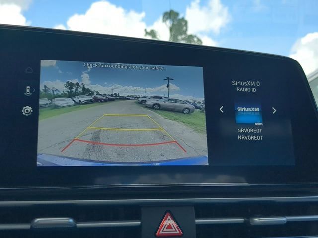 New 2025 Hyundai Elantra SEL FWD image 19