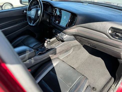 Used 2023 Dodge Durango GT image 40