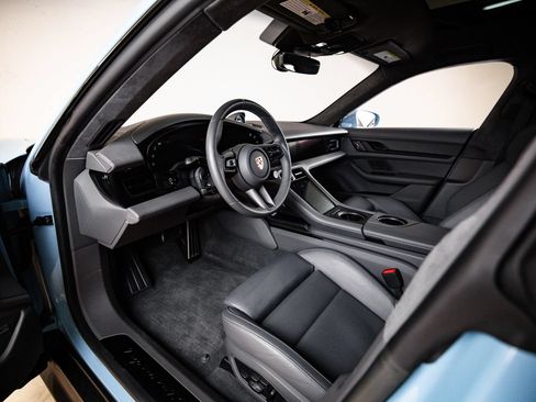 Certified 2023 Porsche Taycan GTS AWD/4WD image 4