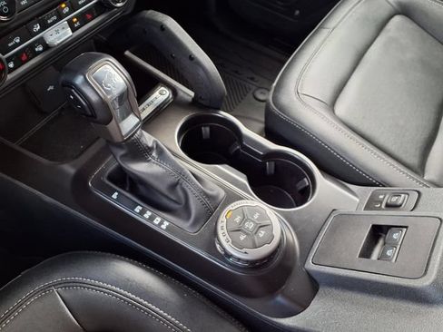 Certified 2025 Ford Bronco Badlands AWD/4WD image 8
