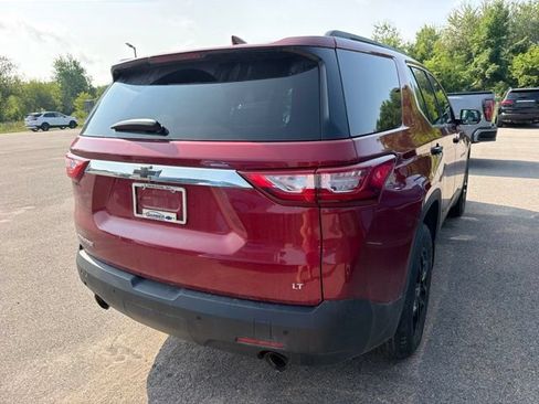 Used 2019 Chevrolet Traverse LT FWD image 8