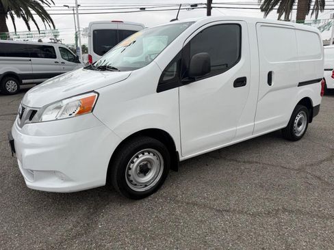 Used 2020 Nissan NV200 S FWD image 22