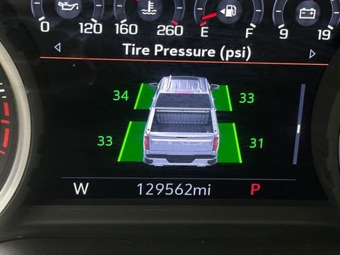 Used 2020 Chevrolet Silverado 1500 High Country w/ Technology Package image 25