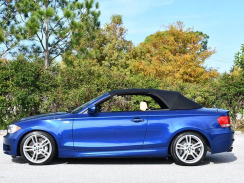 Used 2013 BMW 135i Convertible image 32