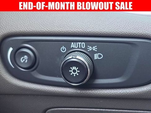 Used 2022 Chevrolet Malibu LT FWD image 29