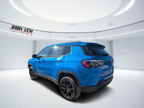New 2026 Jeep Compass Latitude image 5
