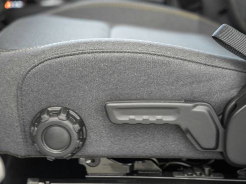 New 2026 Jeep Wrangler Sport AWD/4WD image 35