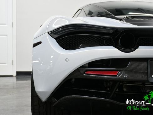 Used 2018 McLaren 720S RWD image 14