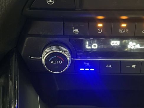 Used 2023 MAZDA CX-9 Carbon Edition AWD/4WD image 34