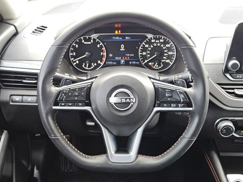 Used 2023 Nissan Altima 2.5 SR FWD image 20